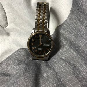 Timex indiglo watch (needs battery)